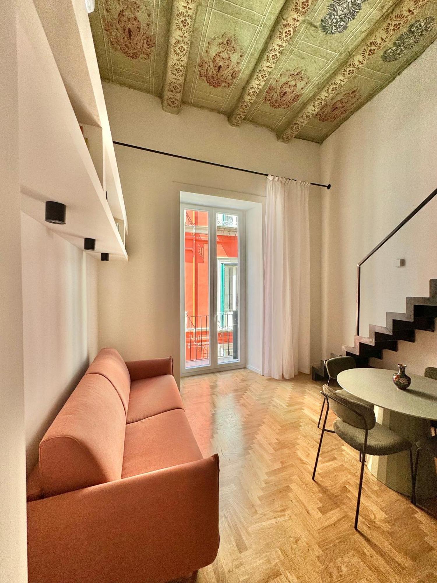 Alma De Chiaja - Design Suites & Apartments Napels Buitenkant foto