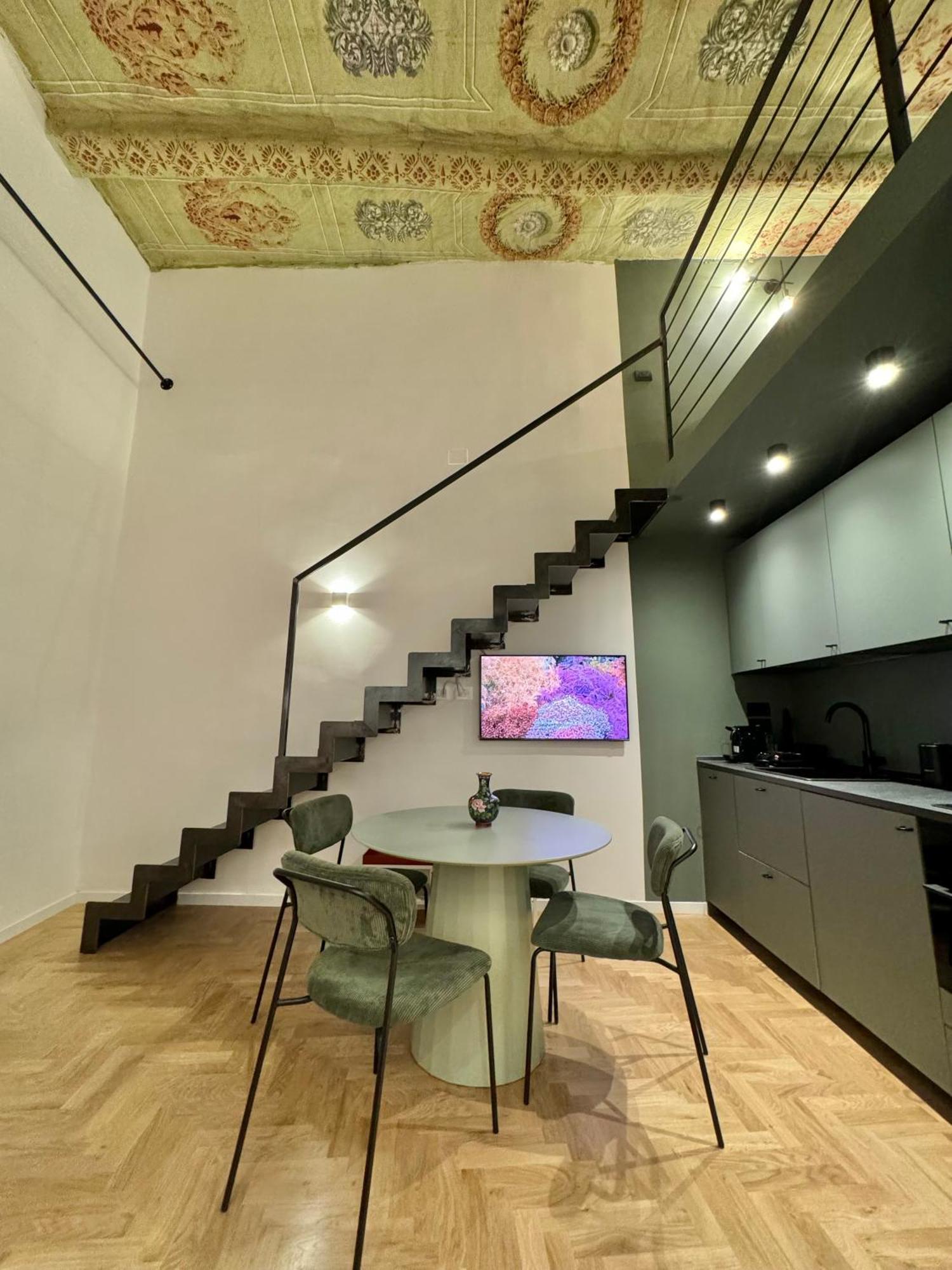 Alma De Chiaja - Design Suites & Apartments Napels Buitenkant foto
