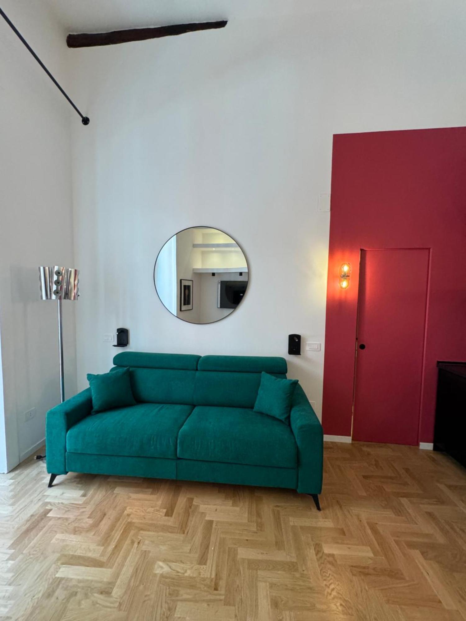 Alma De Chiaja - Design Suites & Apartments Napels Buitenkant foto